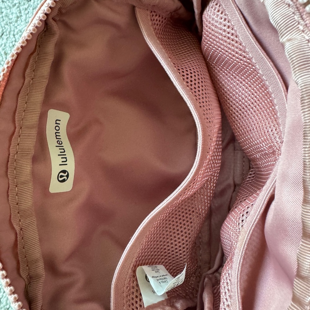 lululemon athletica Pink Crossbody Sling Bag/Fannypack - Picture 3 of 6